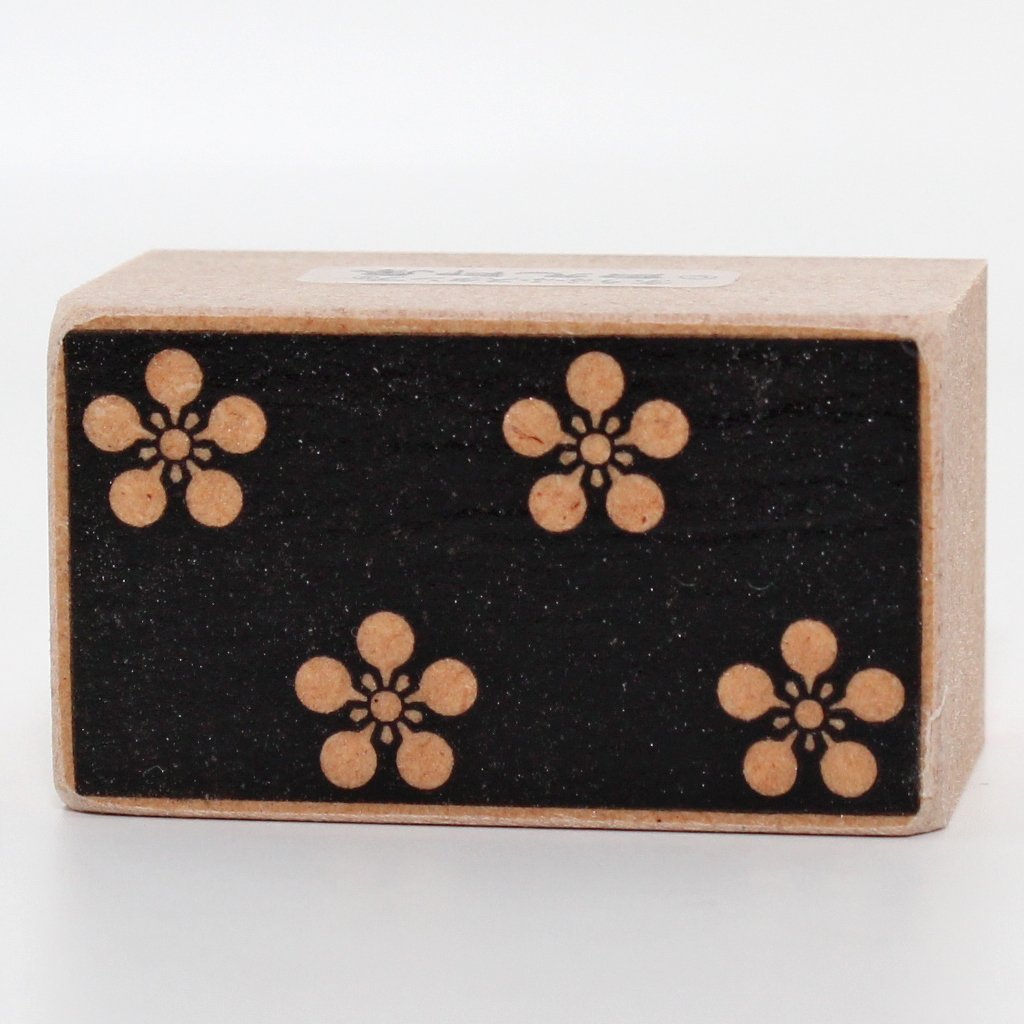 Kaga plum blossom pattern