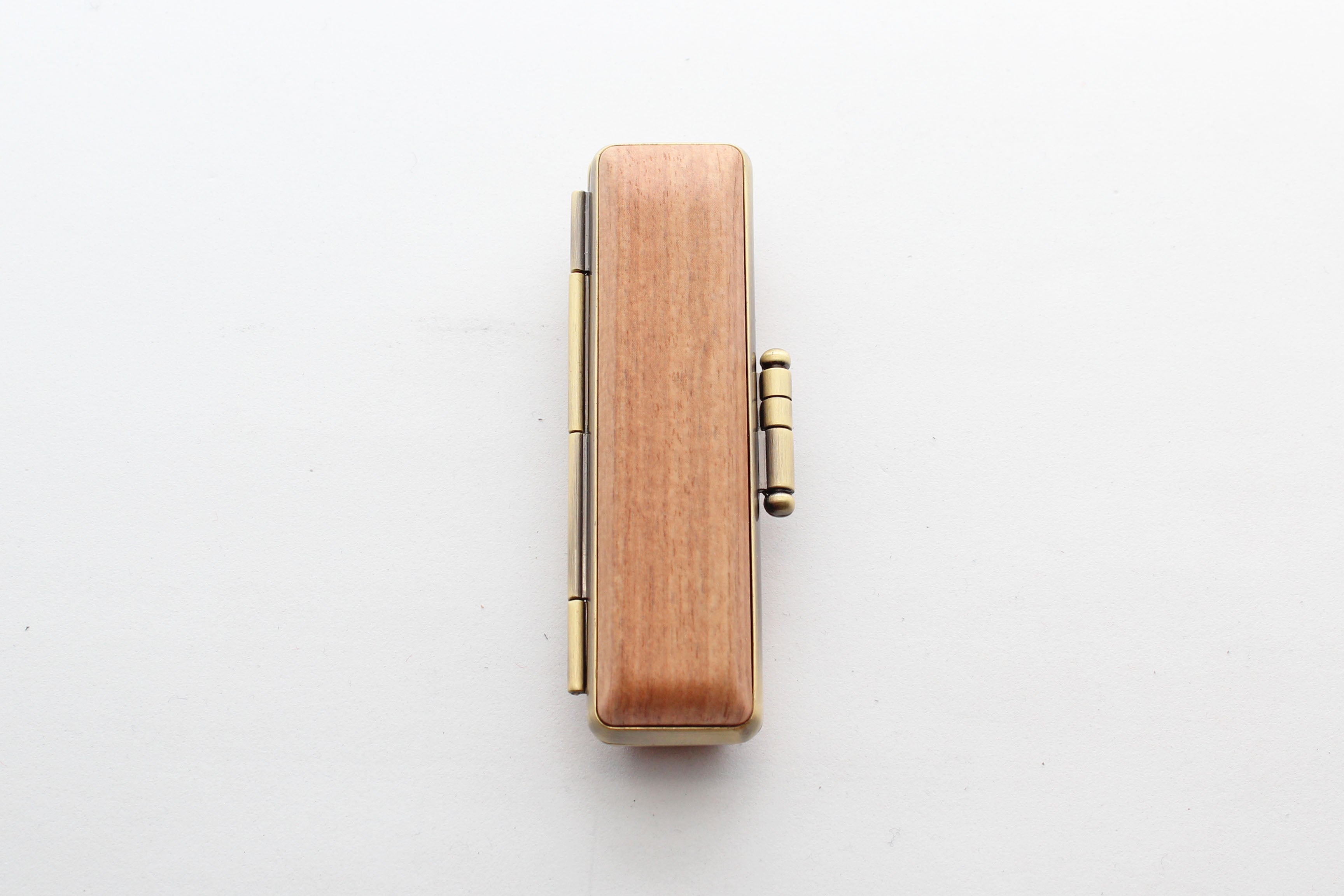 Wood grain case
