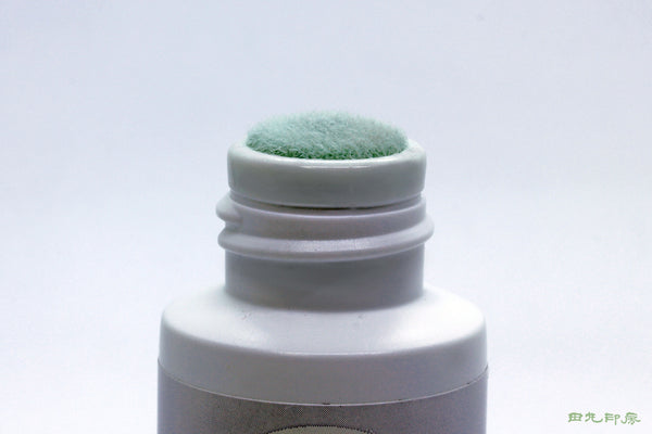 Stays-on cleaner