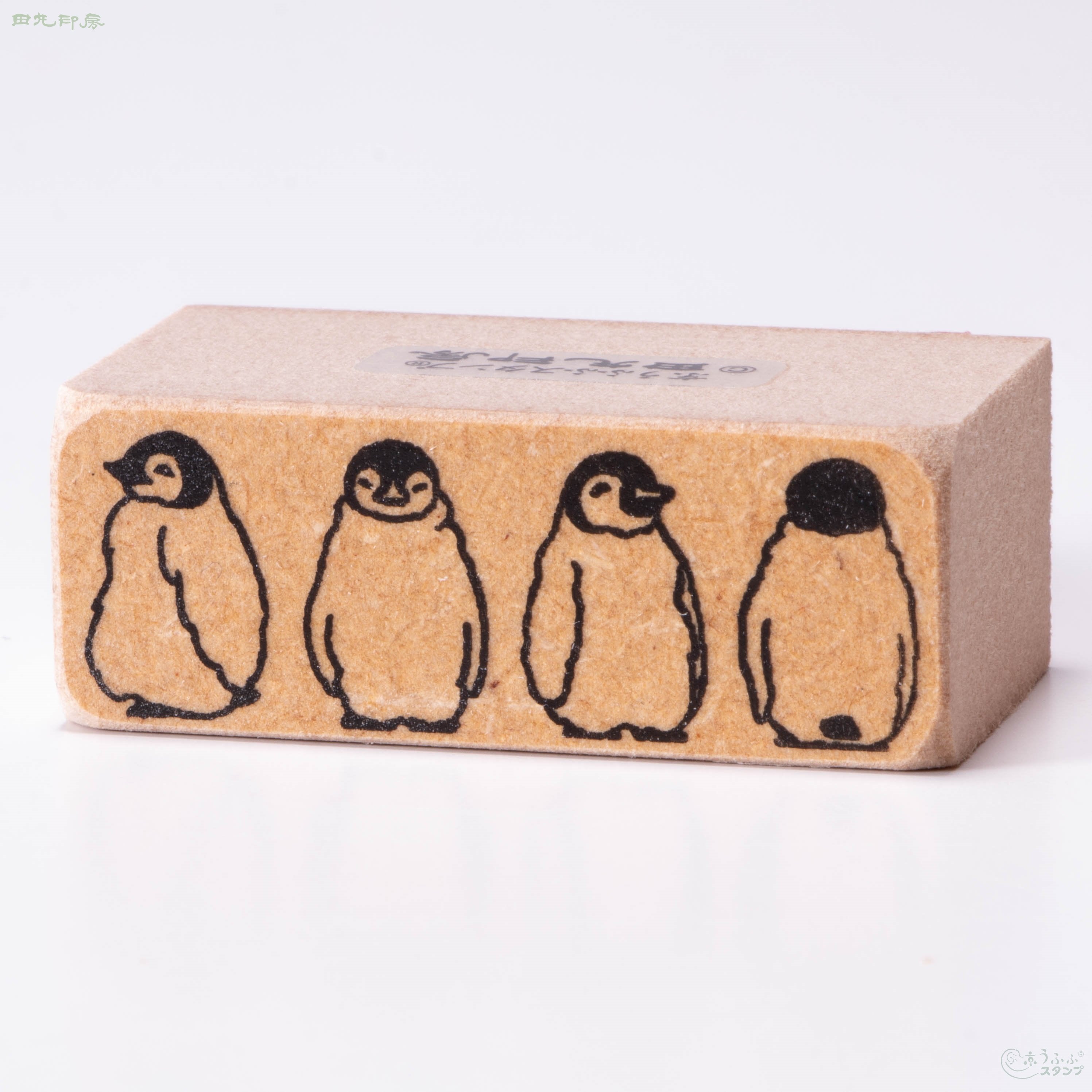 4 penguin.